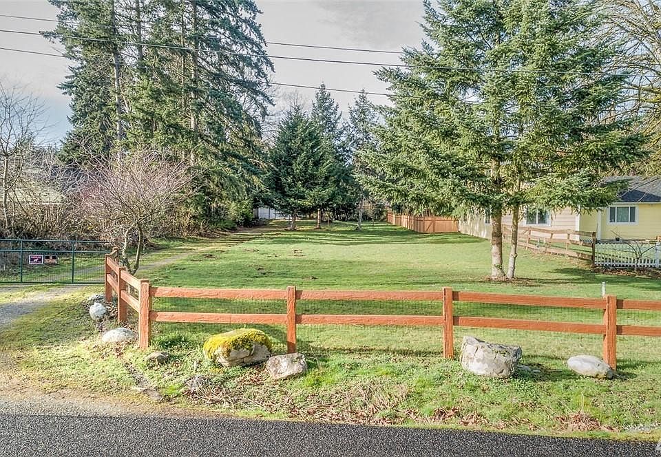 1st image of 10720 66th Ave E