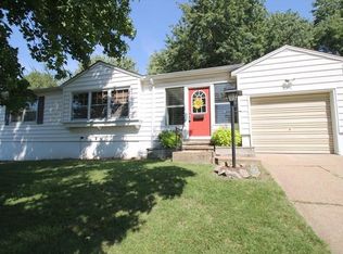 9415 Atwood Dr, Saint Louis, MO