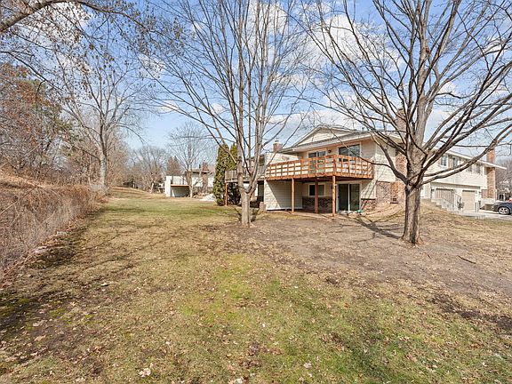 4th image of 10512 Decatur Ave S