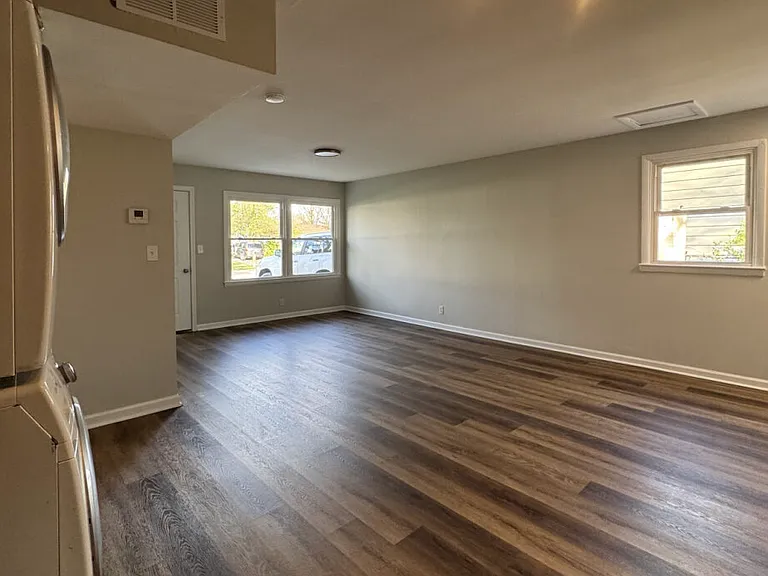 5214 Cedrus Cir — Photo 10