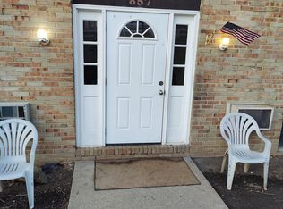 857 34th St NW #8, Canton, OH 44709