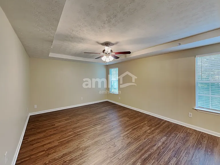 7114 Hillcrest Chase Dr — Photo 8