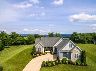 42 Alba Cir, Waynesboro, VA 22980