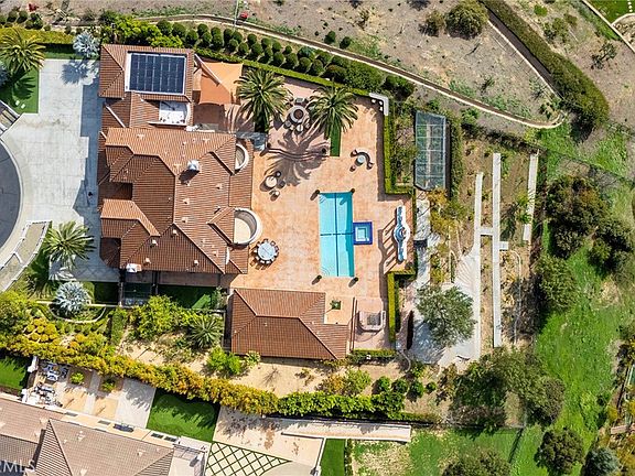 4th image of 3991 Hollow Ridge Ct