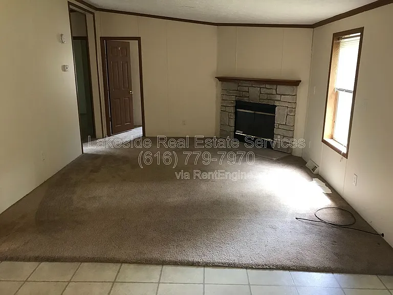10500 21 Mile Rd NE — Photo 4