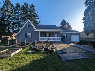 218 W Saginaw St, Au Gres, MI 48703