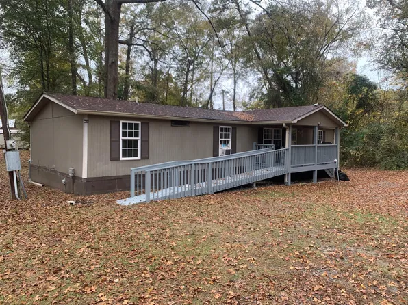 165 Stewart Ave NE, Milledgeville, GA 31061