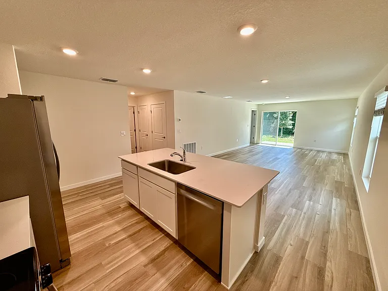7773 SW 46th Ct — Photo 5