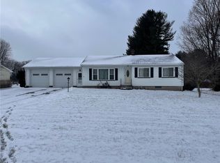 965 N Greece Rd, Rochester, NY 14626