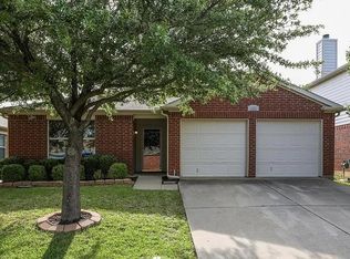 8220 Storm Chaser Dr, Fort Worth, TX 76131