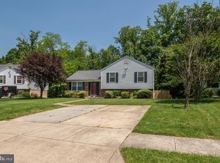 9127 McHenry Ln, Lanham, MD 20706