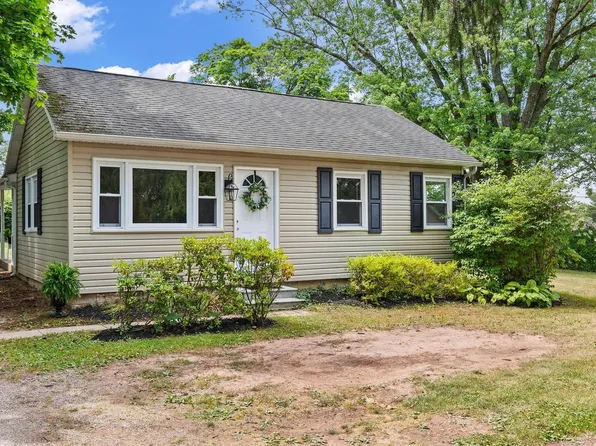 1295 Mill Creek Rd, York, PA 17404