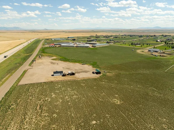 20 Sapphire Ln, Great Falls, MT 59405