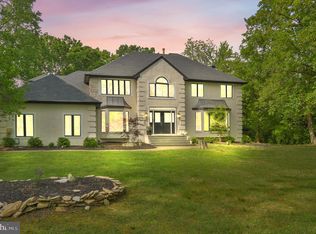 1037 Riverton Rd, Moorestown, NJ 08057