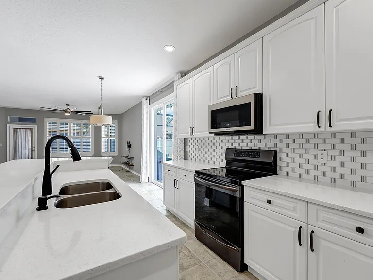 12867 Penshurst Ln — Photo 7