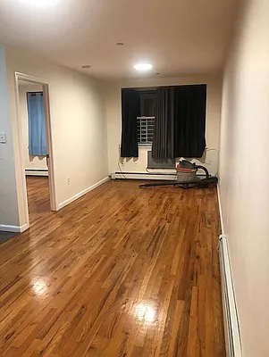 Rented by Standard Living Realty Inc | media 21