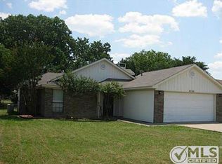 6122 Chiesa Rd, Rowlett, TX 75089