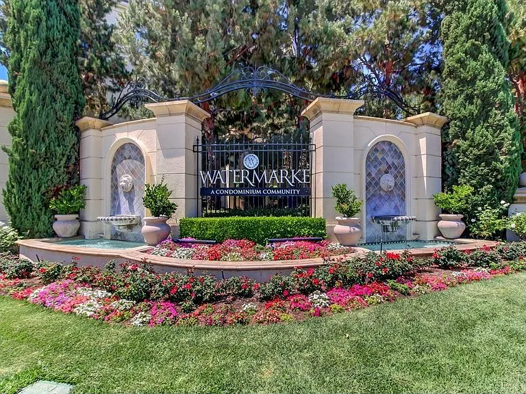 2213 Watermarke Pl — Photo 4