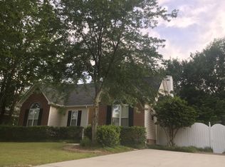 384 Heartwood Dr, Lexington, SC 29073