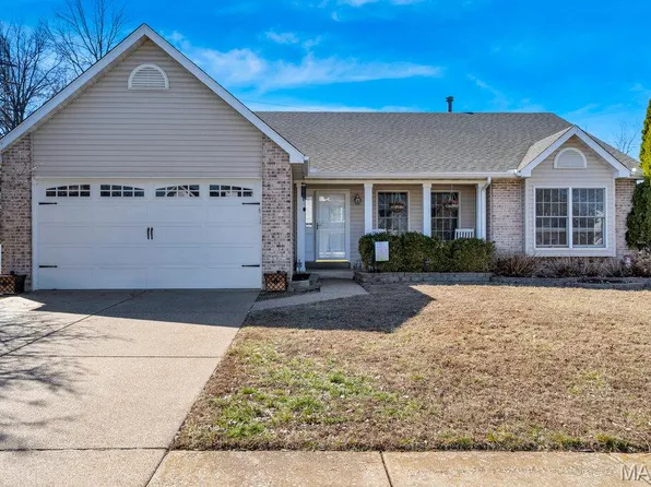231 England Dr, O'Fallon, MO 63366
