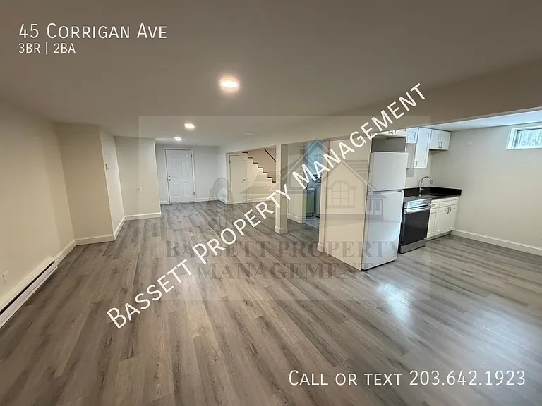 45 Corrigan Ave — Photo 30