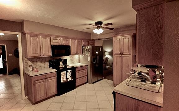 5th image of 3830 Willow Ct