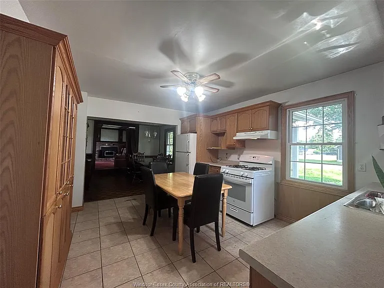 1720 Orford St — Photo 19