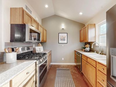 5313 Circita Del Sur, Santa Fe, NM, 87507