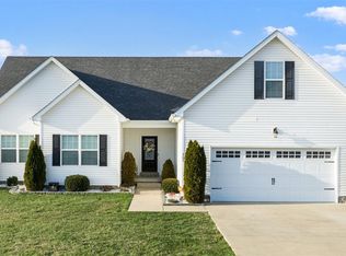 362 Red Elm Ln, Bowling Green, KY 42101