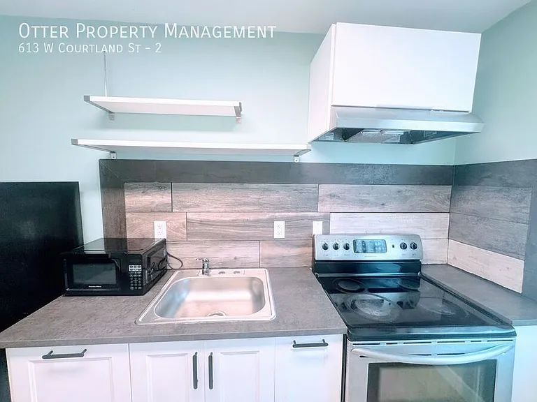 613 W Courtland St #2 — Photo 11