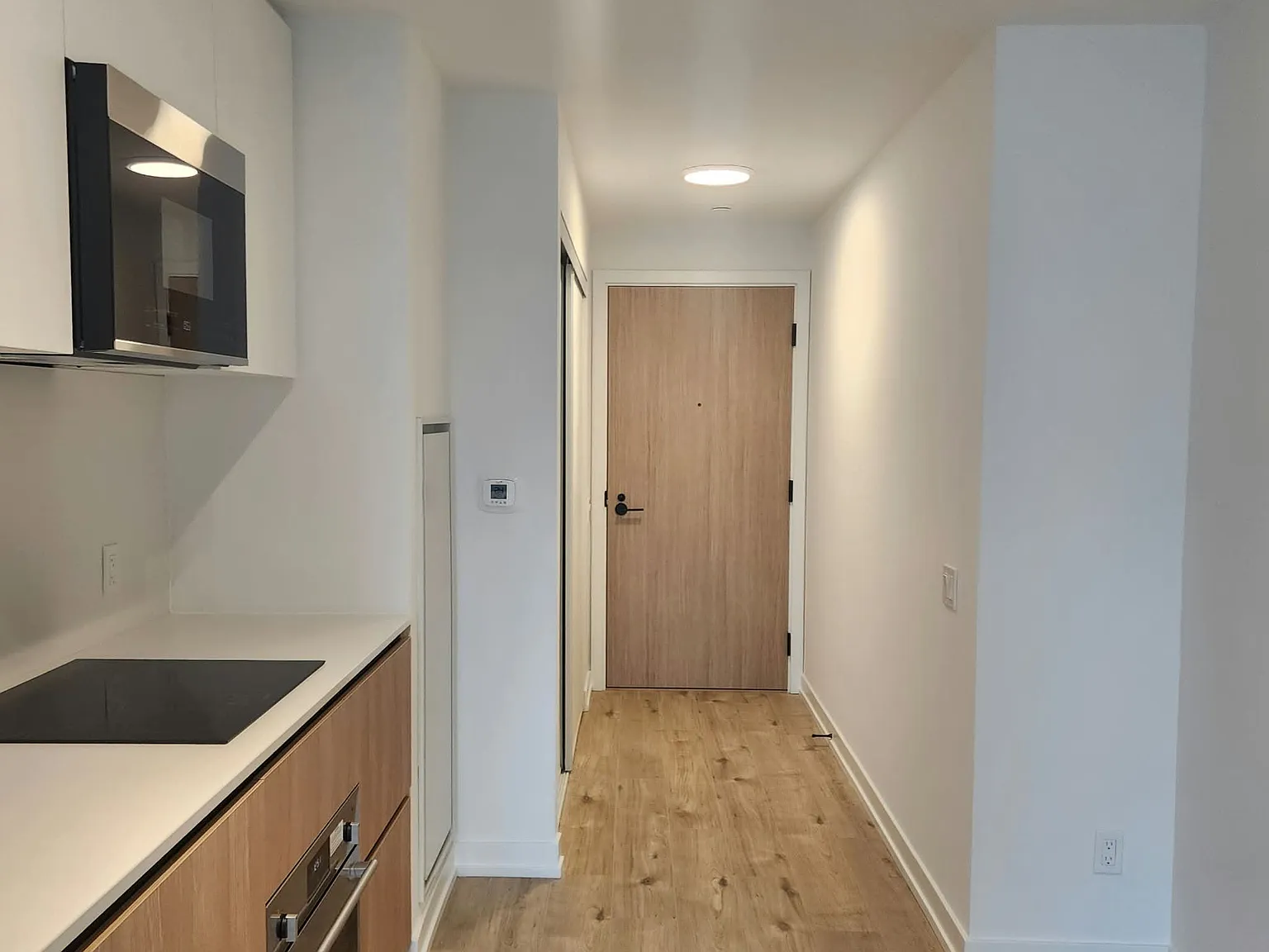 2 bed, $2,300 — Photo 4