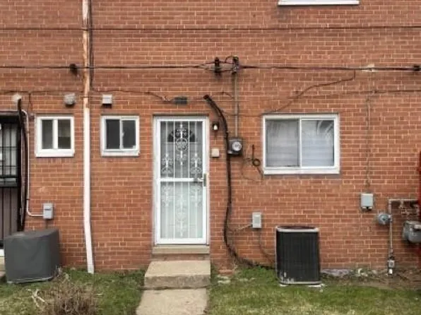 4936 Caroline Dr APT 30, Warrensville Heights, OH 44128