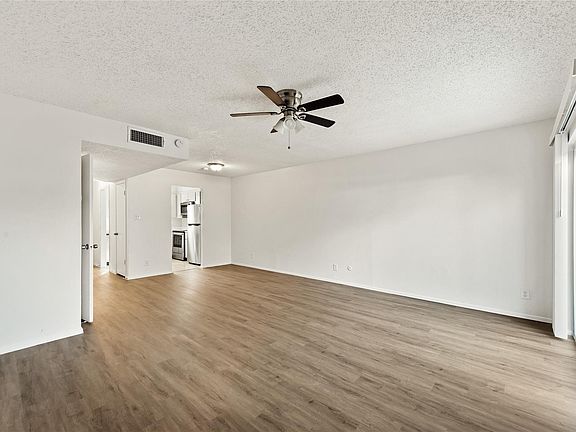 2nd image of 7700 Chapin Rd APT 1