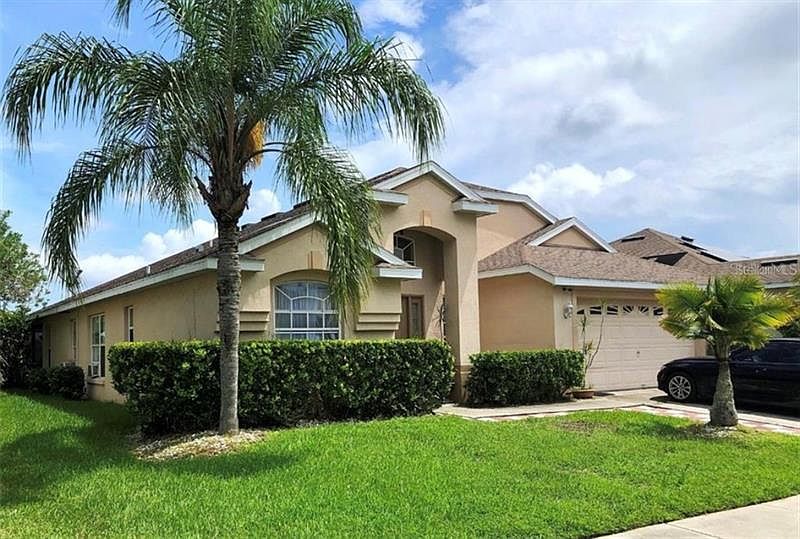 1st image of 2371 The Oaks Blvd