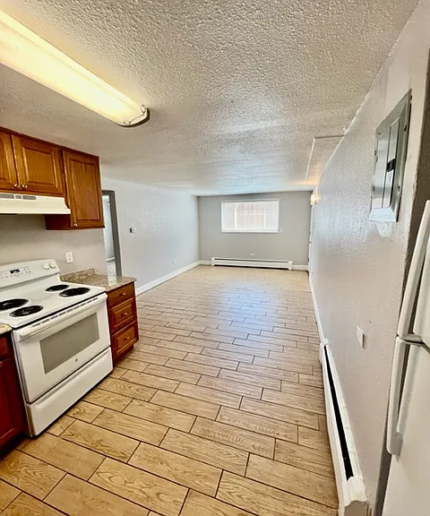 Emporia Street Apartments — Photo 12