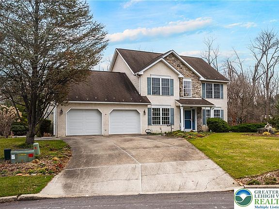 2nd image of 5235 Surrey Ct