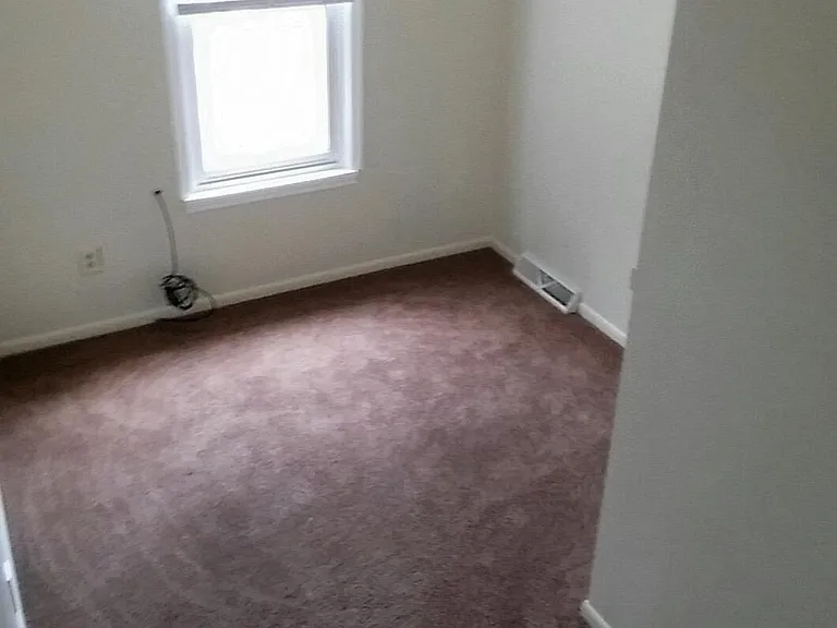 536 Turnpike St — Photo 15