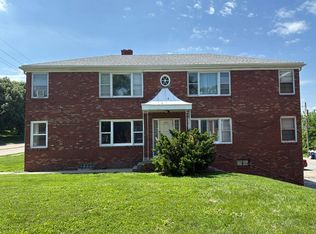 4410 N 52nd St, Omaha, NE 68104