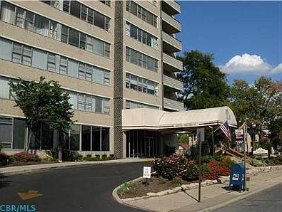 1st image of 1620 E Broad St APT 910