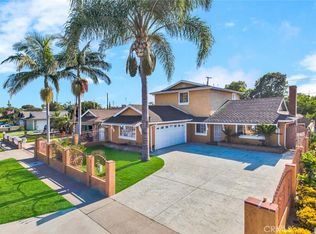 2206 S Forest Ave, Santa Ana, CA 92704