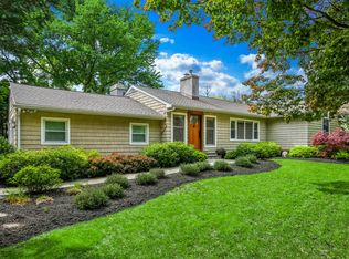 81 Montrose Point Rd, Montrose, NY 10548