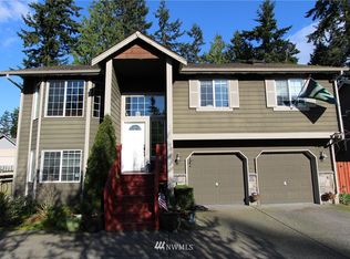 7037 Morgan Rd #2, Everett, WA 98203