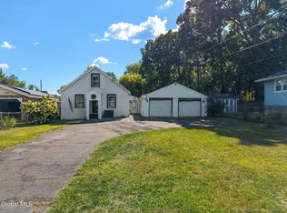 29 Massachusetts Avenue, Rensselaer, NY 12144