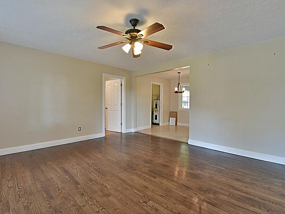 2nd image of 230 Locha Poka Dr