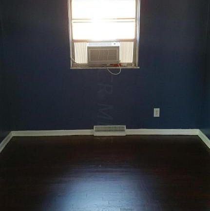 3rd image of 1286 Crestwood Ave