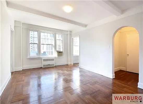 Sold by Warburg | media 1