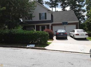 2196 Raven Cir, Lithonia, GA 30058