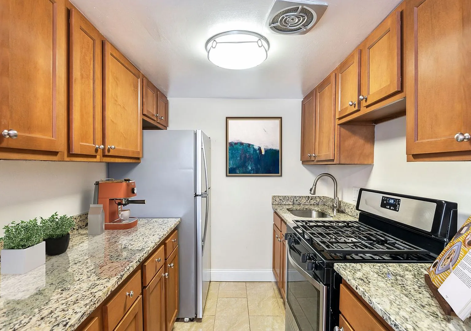 Madison Gardens Apartments — Photo 1