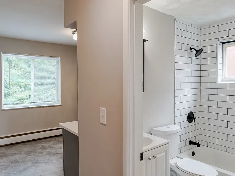 6310 Plainfield Rd #2 — Photo 10