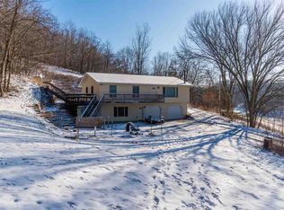 32304 Jaquish South Rd, Richland Center, WI 53581